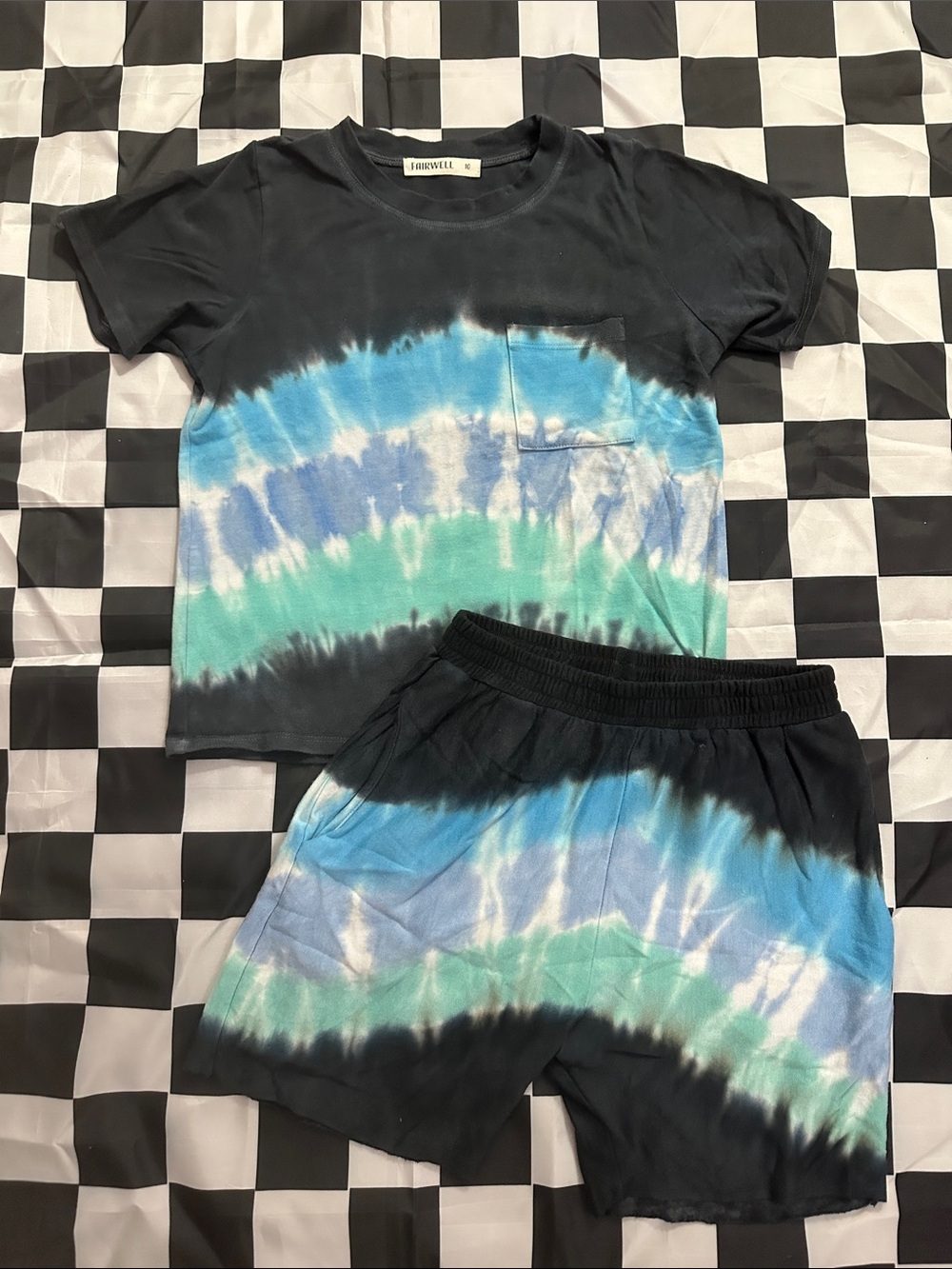 Fairwell Kids Black, Blue & Green Tie-Dye Colorful Burst Accent Set 8/10